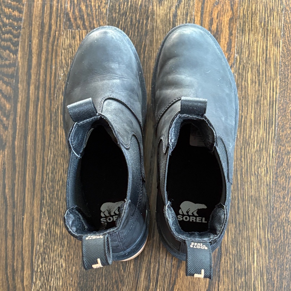 Sorel Hi-Line Chelsea Boot - Picture 6 of 6
